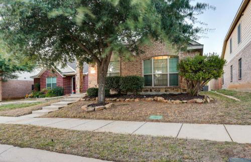 Patio, Pergola and Pool Access Aubrey Retreat! - Foto 25