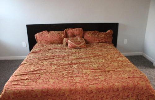 Modern Desert Retreat with and Mountain View - Foto 29