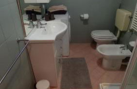 Bilocale tra città e colline. - Foto 26