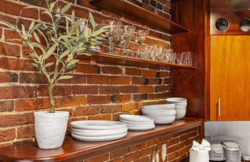 City Loft Group Getaway King Downtown Location - Foto 43