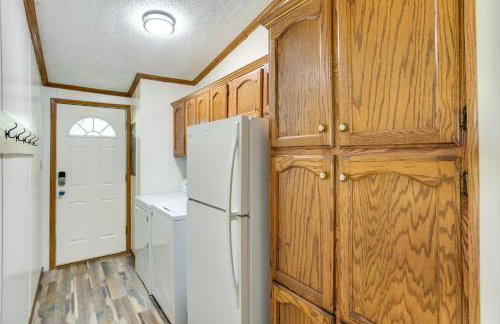 Hot Tub and Dock Lakefront Mabank Home - Foto 24