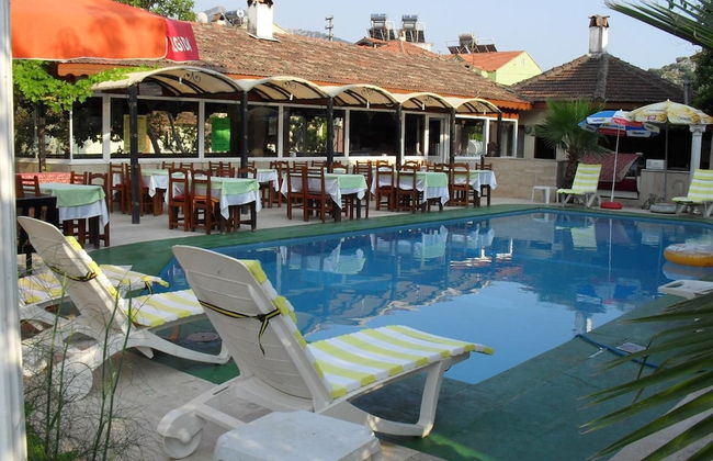 Villa Ozalp Apartments - Photo 17