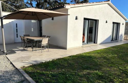 Villa Climatisée avec Piscine partagée , Terrasse et Parking - Foto 9