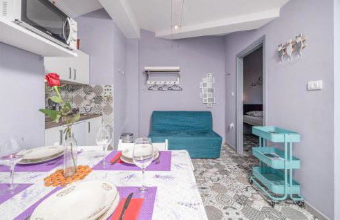 Stunning Apartment In Gondolici - Foto 20