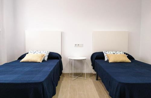 APARTAMENTOS MAITE - Photo 17