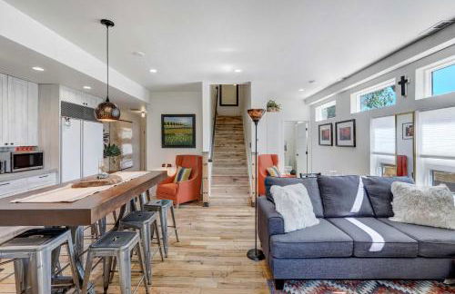 A-Frame Wonders Hot Tub w Mountain Views - Foto 9