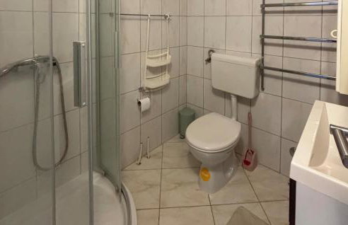 Beautiful Home In Lovorje - Photo 18