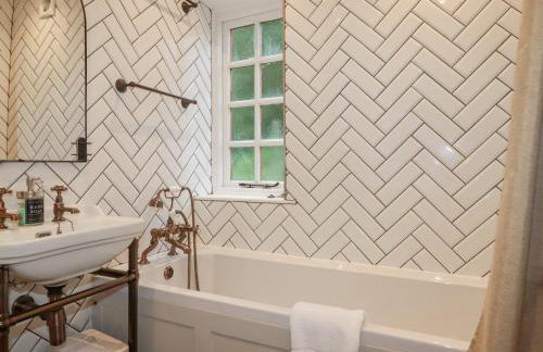 Waterside Cottage - Photo 19