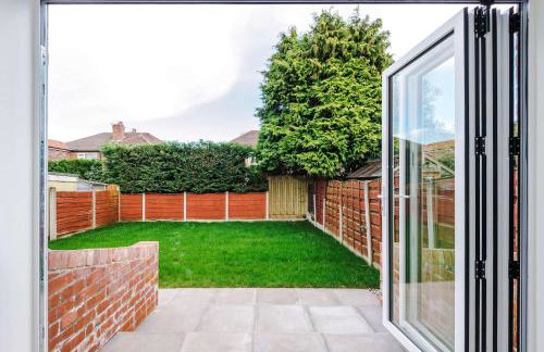 3 Bedroom Free Parking Hale Home - Foto 7