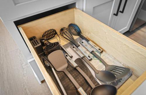 Modern DT Stay, King Bed, Parking Available - Foto 30