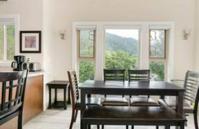 Penthouse Lake Home 3BR Amazing View - Photo 7