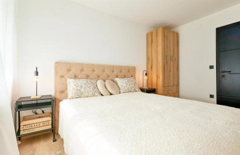 6 Bedroom Stunning Home In Podgrade - Foto 30