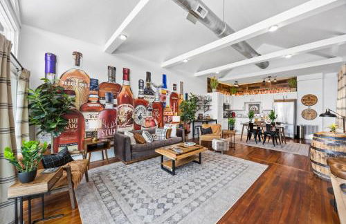 Classic Louisville Home with Contemporary Upgrades - Foto 10