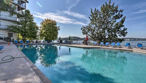 Pool Access and Boat Slip Lake Ozark Condo! - Foto 2