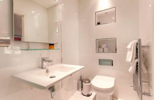 Dbs Serviced Apartments - Photo 8