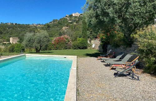 In Gordes, facing the entire Luberon Park a beautiful 5 bedrooms house - Photo 28