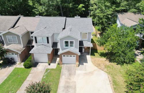 Aubie's Abode-walkable to downtown Auburn & campus - Foto 8