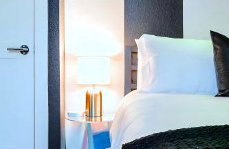 Queens Gambit - 7 Minutes from Downtown - Sleeps 16 - Foto 24