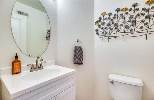 Theater Room, Fireplace Home 5 Mi to Dtwn Reno! - Photo 12