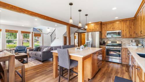 Boat on Lake Pend Oreille Ski at Schweitzer - Photo 4