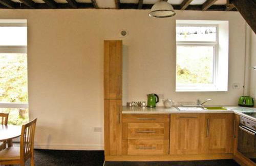 Hendre Aled Cottage 3 - Photo 4