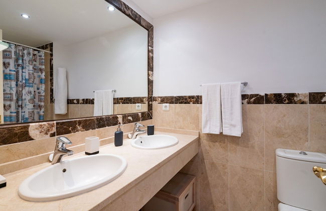 Apartment in Elviria Near Marbella Beach - Photo 10