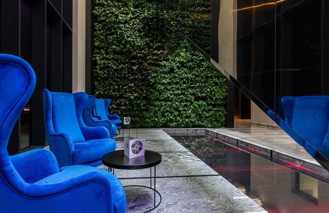 Vola Residence - Photo 1