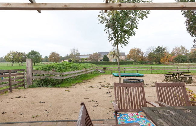 Elegant Holiday Home With Horssen With Terrace - Photo 9