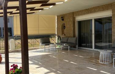 SALTSEA BOUTIQUE VILLAS - Photo 37