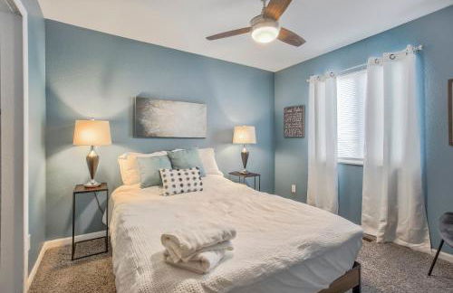 Hot Tub - Pet Friendly - 7 miles to Fort Carson - Foto 11