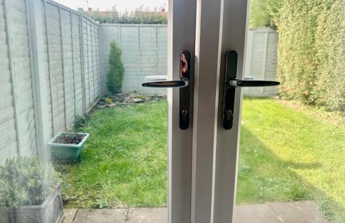Newcastle Pet friendly 1 bed drive garden 10m city - Foto 5