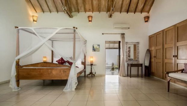 Villa Damai Kecil Seminyak - Photo 5, Room