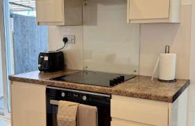 The Sandstone Stay - 5 min from Southmead Hospital - Foto 22