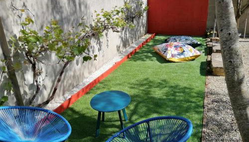 Jolie maison de ville avec un extérieur au calme - Les Dragons de la Chamoiserie NIORT - Foto 5