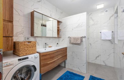 Stunning Home In Muraj With Kitchen - Photo 9