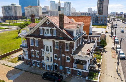 Grand Historic 8BR 6 5BA Mansion Waterfront Decks - Foto 51