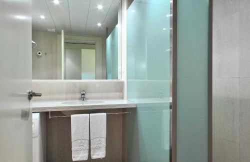 Aparthotel Ciutat de Palol - Foto 81