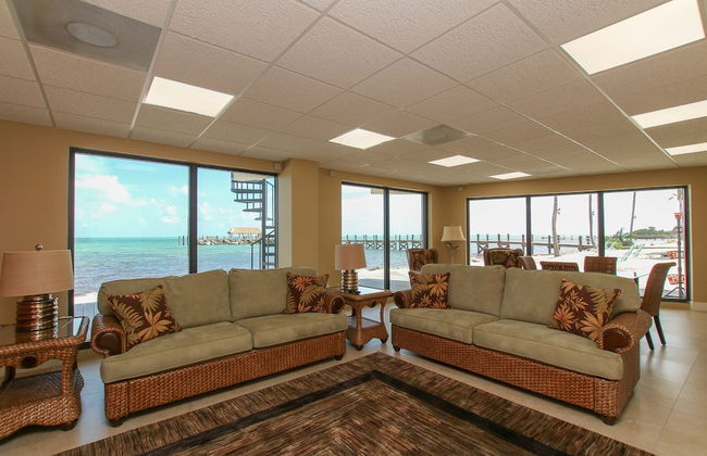 This Condo Is Located In One Of Islamorada's Most Prestigious Condo Complexes. 2 Bedroom Condo by RedAwning - Foto 42