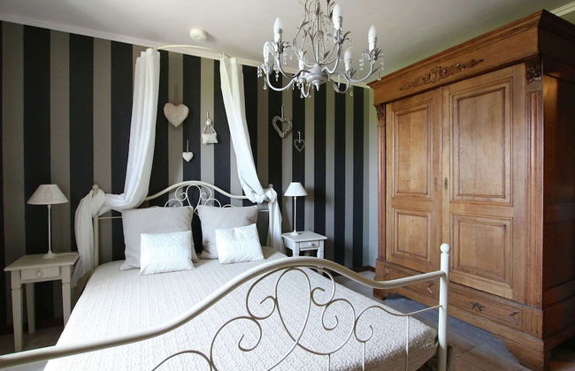 Stunning Cottage in Jehonville With Sauna - Photo 8