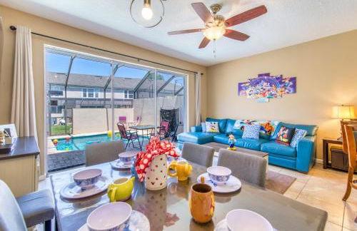 Magical Getaway Close to Disney! Pool, Gym, & WiFi - Photo 1