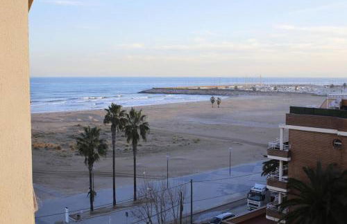 At151 Flat with Airco,building in front of the beach - Foto 1