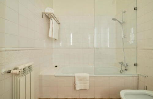 Luxury Farmhouse with Swimming Pool, By TimeCooler - Photo 59