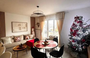 Charming and Cozy Apartment - Photo 13