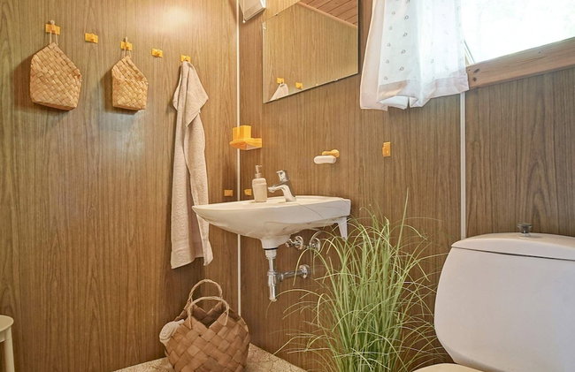 4 Person Holiday Home in Aakirkeby - Foto 11