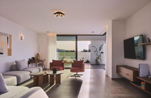 Manza Villa - 850m to Beach with Pickleball Court by etouri - Photo 18