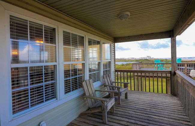 2nd Row Beach Home Ocean Views Old School Vibes - 1 min Walk to Sunny Beach - Foto 44