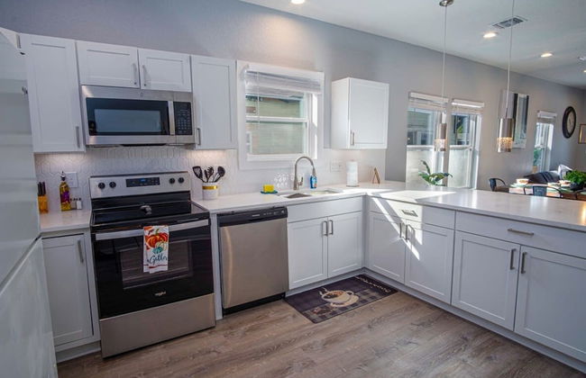 Spectacular Brand New 4BR 2 5BA Near DT Riverwalk - Foto 7