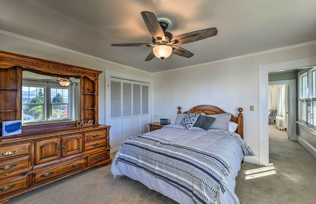 Waterfront Port Angeles Home with Harbor Views - Foto 5