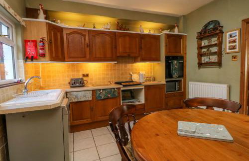 Pineapple Cottage - Photo 9