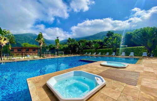 Maresias, Chalé H31 em condomínio dentro da Mata Atlântica e de frente a Entrada 18 da praia - Foto 44